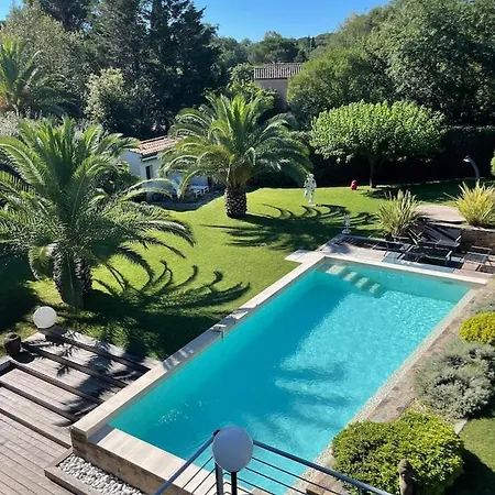 Villa Before Making A Request, Read My Host Profile At Bottom Of Page # Luxury Modern 5-Bedroom Villa Retreat In Saint-Tropez