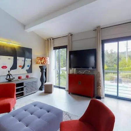 Villa Before Making A Request, Read My Host Profile At Bottom Of Page # Luxury Modern 5-Bedroom Villa Retreat In Saint-Tropez Saint-Tropez